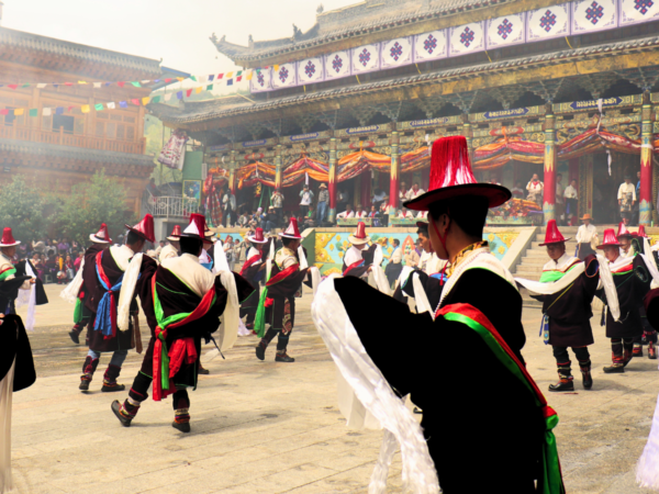 Amdo Tibetan June Festival & Hehuang Valley Tour